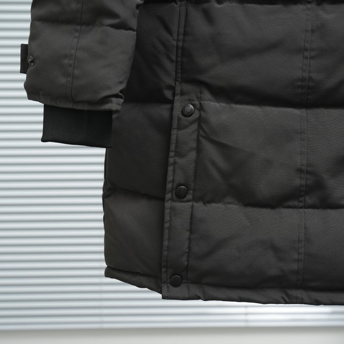 Yupoo Canada Goose puffer black fur hood Canada Goose down jacket beanie black pompom Black 035