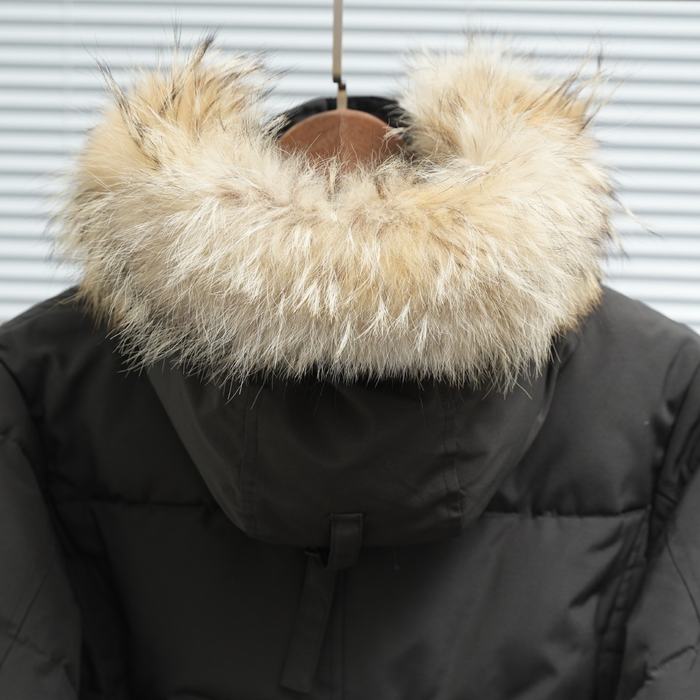 Yupoo Canada Goose puffer black fur hood Canada Goose down jacket beanie black pompom Black 035