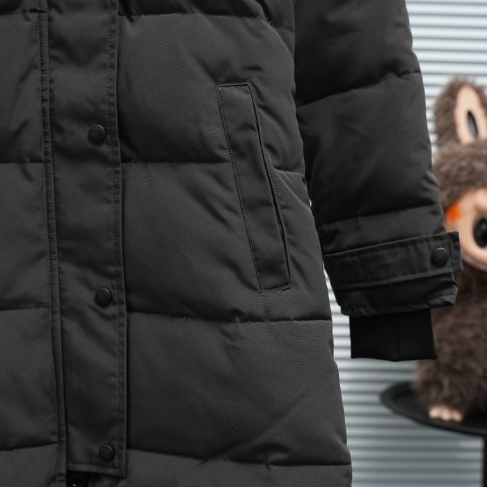 Yupoo Canada Goose puffer black fur hood Canada Goose down jacket beanie black pompom Black 035