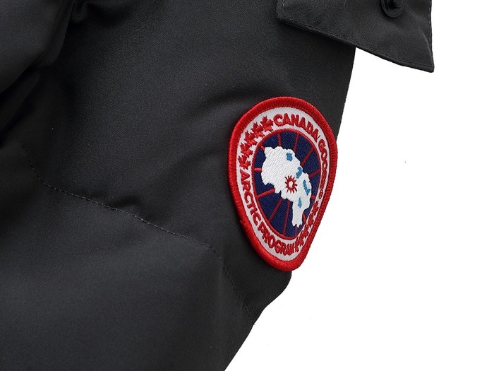 Yupoo Canada Goose puffer black fur hood Canada Goose down jacket puffer black fur hood Black 012