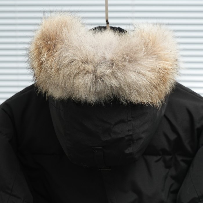 Yupoo Canada Goose puffer black fur hood Canada Goose down jacket puffer black fur hood Black 036