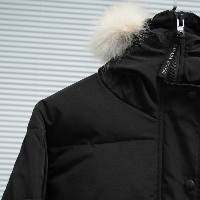 Yupoo Canada Goose puffer black fur hood Canada Goose down jacket puffer black fur hood Black 036