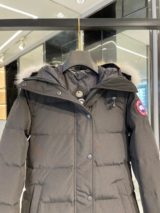 Yupoo Canada Goose puffer black fur hood Canada Goose down jacket puffer black fur hood Black 037