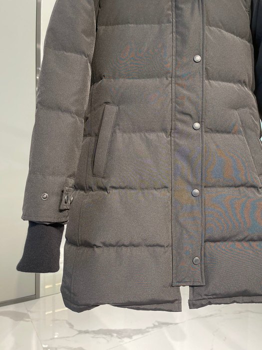 Yupoo Canada Goose puffer black fur hood Canada Goose down jacket puffer black fur hood Black 037