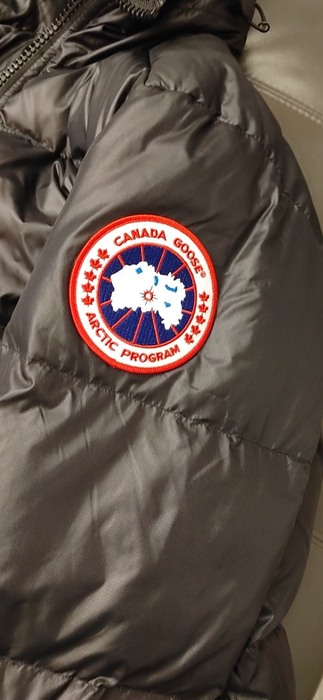 Yupoo Canada Goose puffer black fur hood Canada Goose down jacket puffer black fur hood Black 044