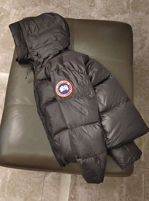 Yupoo Canada Goose puffer black fur hood Canada Goose down jacket puffer black fur hood Black 044