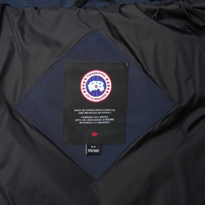 Yupoo Canada Goose puffer black fur hood Canada Goose down jacket puffer black fur hood Navy 003