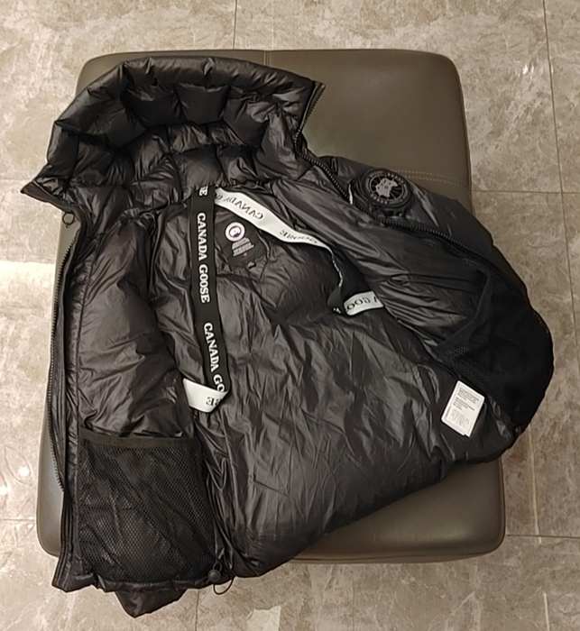 Yupoo Canada Goose puffer black hooded Canada Goose down jacket puffer black hooded Black 045