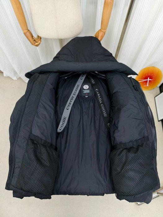 Yupoo Canada Goose puffer black hooded Canada Goose down jacket quilted black fur trim Black 020