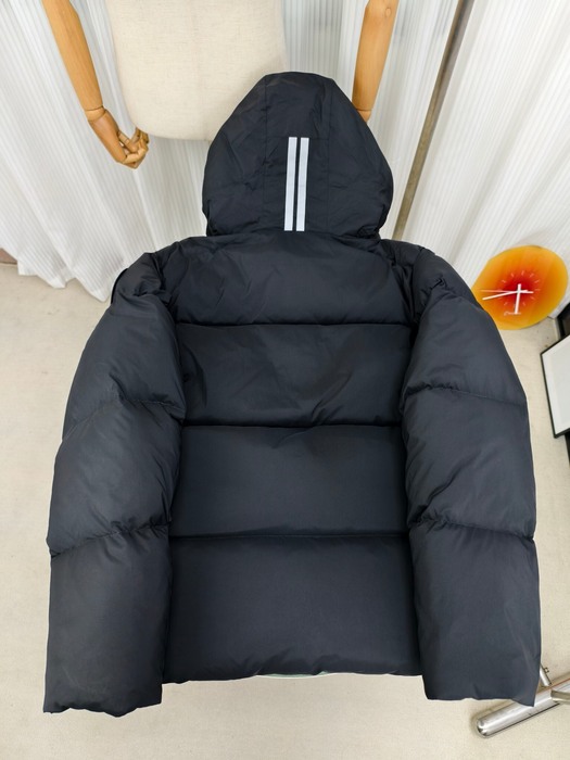 Yupoo Canada Goose puffer black hooded Canada Goose down jacket quilted black fur trim Black 020
