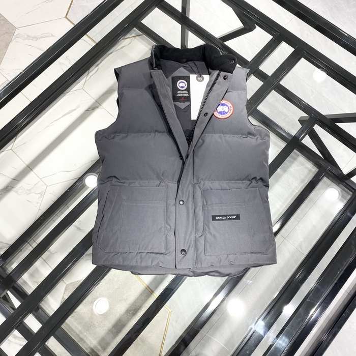 Yupoo Canada Goose puffer black patch vest Canada Goose down jacket puffer black logo patch vest Grey