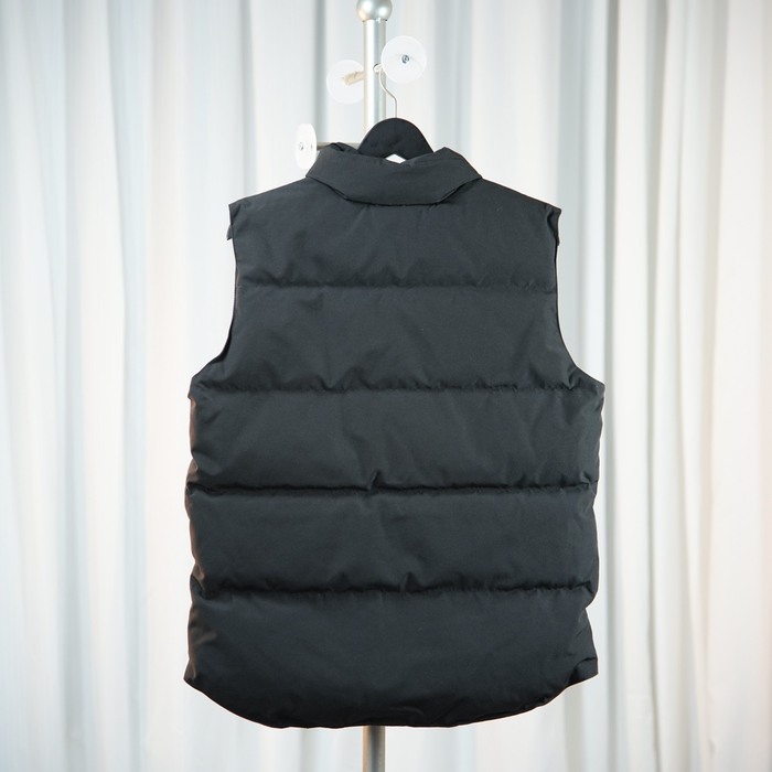 Yupoo Canada Goose puffer black sleeveless vest Canada Goose down jacket puffer black sleeveless vest Black