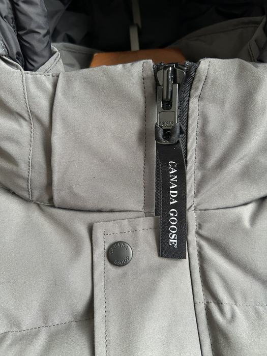 Yupoo Canada Goose puffer gray fur hood Canada Goose down jacket puffer grey fur hood Grey 002