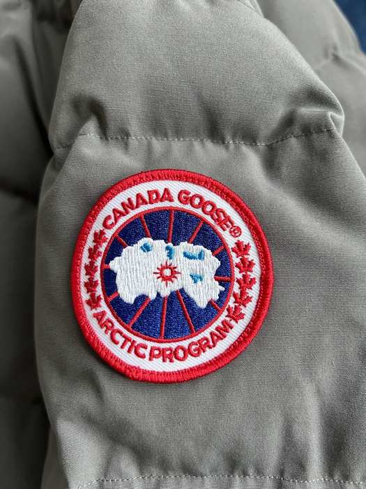 Yupoo Canada Goose puffer grey black collar Canada Goose down jacket puffer gray black collar Grey 009