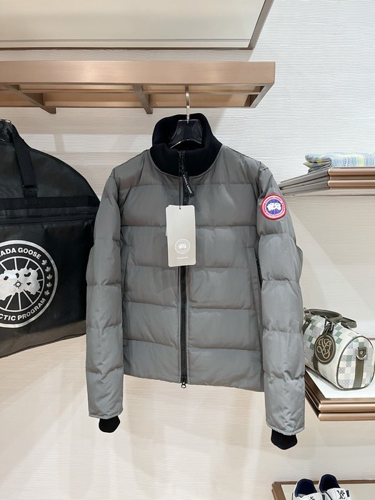 Yupoo Canada Goose puffer grey patch Canada Goose down jacket puffer grey furcollar Grey 015