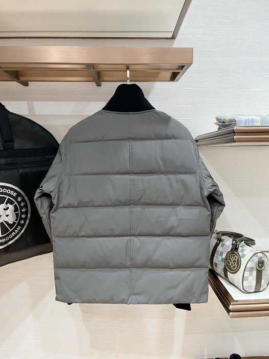 Yupoo Canada Goose puffer grey patch Canada Goose down jacket puffer grey furcollar Grey 015