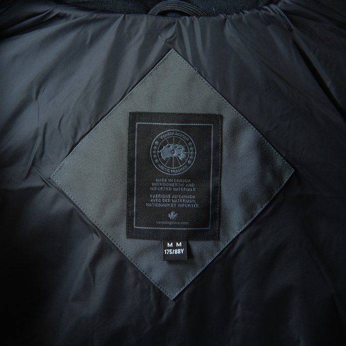 Yupoo Canada Goose puffer grey sleeveless vest Canada Goose down jacket puffer gray badge vest Grey