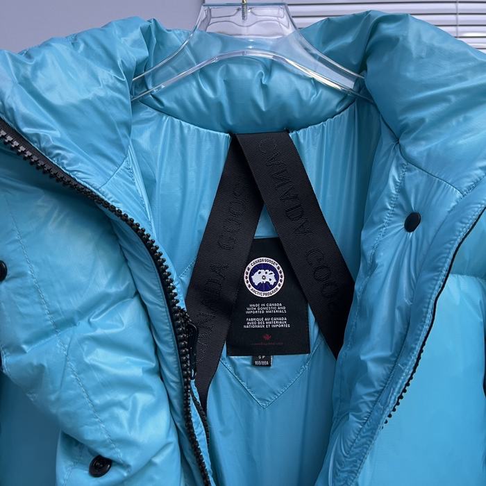 Yupoo Canada Goose puffer jacket blue patch Canada Goose down jacket puffer jacket bright blue badge Blue 003