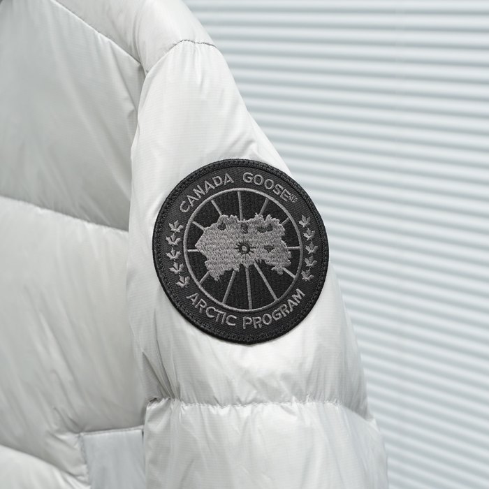Yupoo Canada Goose puffer lightgray hooded Canada Goose down jacket puffer grey zipper Grey 010