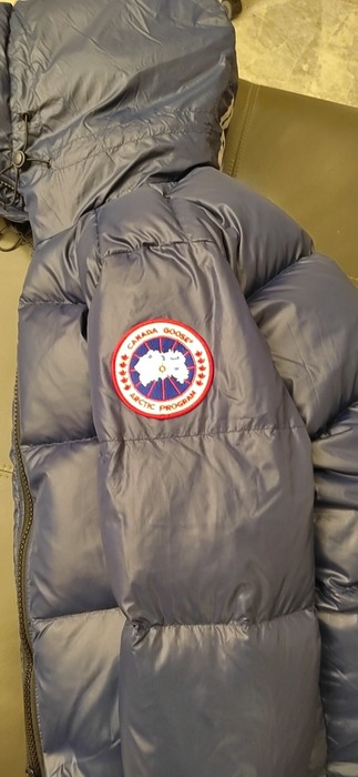 Yupoo Canada Goose puffer navy logo patch Canada Goose down jacket puffer navy patch Navy 019