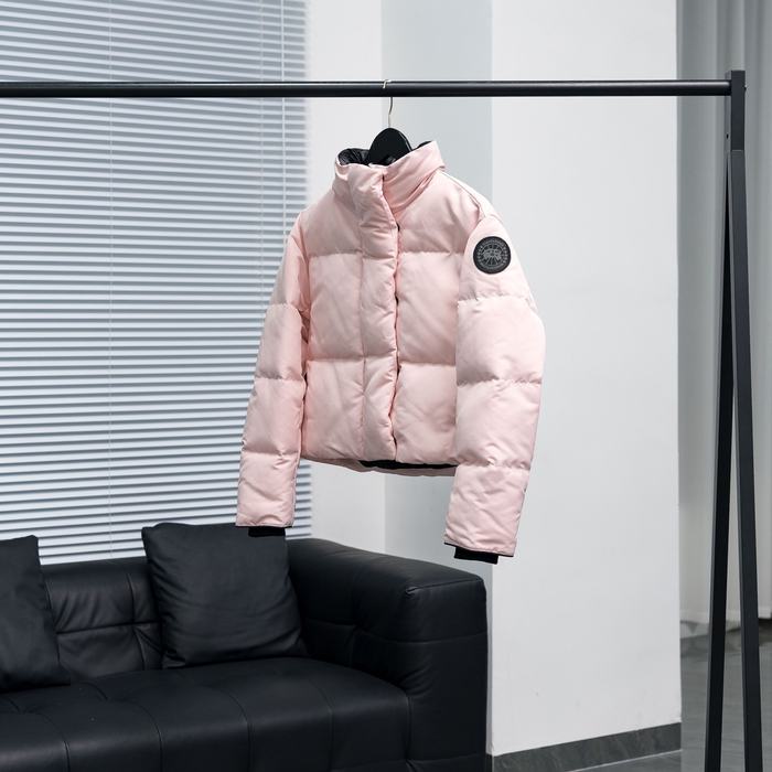 Yupoo Canada Goose puffer pink badge patch Canada Goose down jacket puffer pink badge patch Beige 006