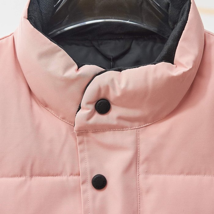 Yupoo Canada Goose puffer pink badge vest Canada Goose down jacket padded pink button vest Beige 002