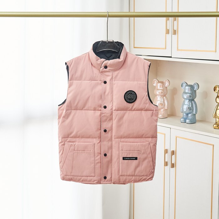 Yupoo Canada Goose puffer pink badge vest Canada Goose down jacket padded pink button vest Beige 002