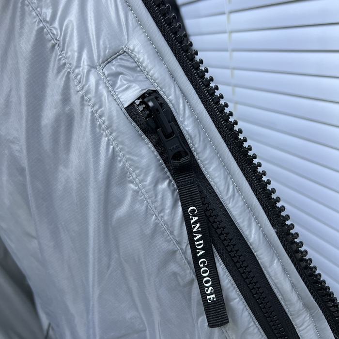 Yupoo Canada Goose puffer silver logo patch Canada Goose down jacket puffer silver badge Grey 014