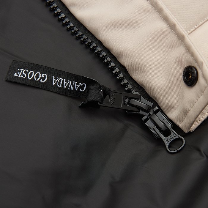 Yupoo Canada Goose puffer vest beige patch Canada Goose down jacket puffer beige patch vest Beige