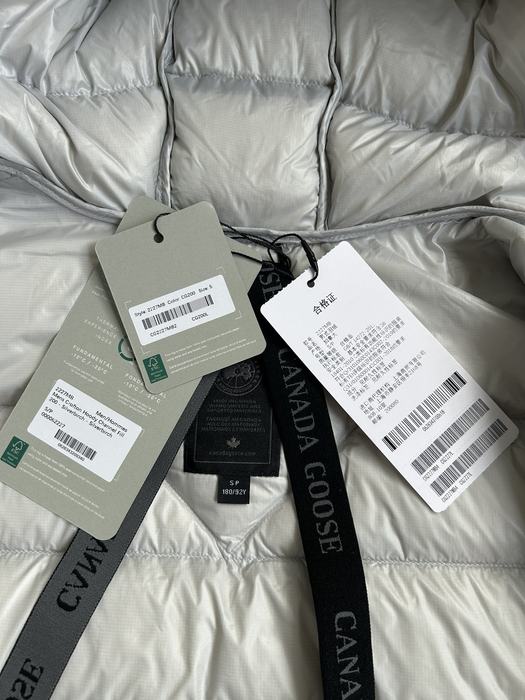 Yupoo Canada Goose puffer white hooded Canada Goose down jacket puffer white hooded White 004