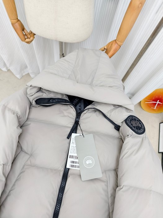 Yupoo Canada Goose puffer white hooded jacket Canada Goose down jacket hooded white zipper jacket Beige 011