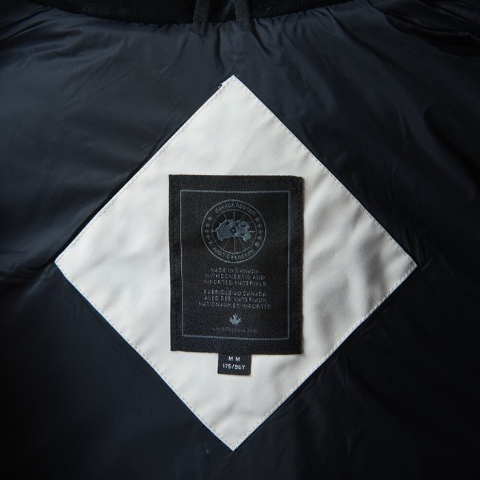 Yupoo Canada Goose puffer white sleeveless vest Canada Goose down jacket puffer vest white button White 002