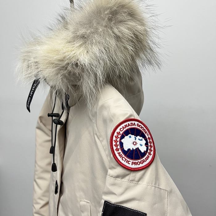 Yupoo Canada Goose puffy beige fur hood Canada Goose down jacket winter white fur hood jacket Beige 001