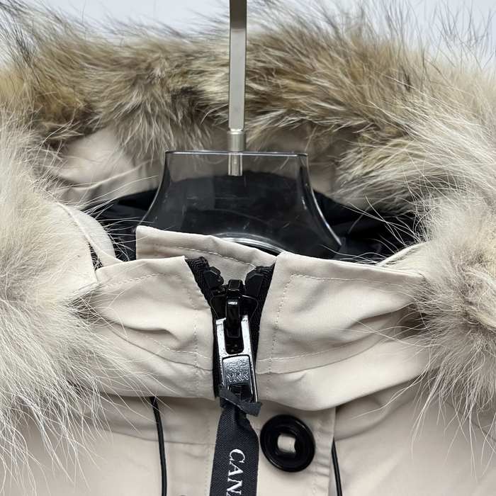 Yupoo Canada Goose puffy beige fur hood Canada Goose down jacket winter white fur hood jacket Beige 001