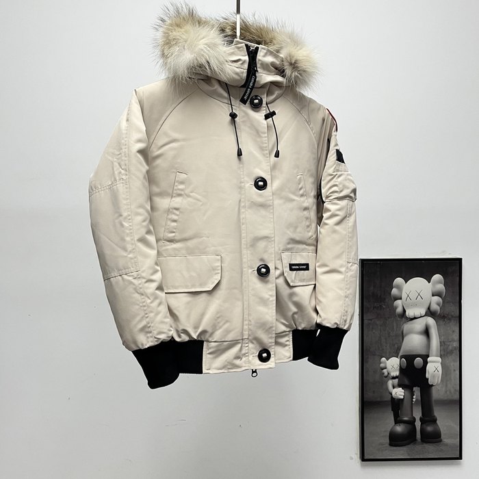 Yupoo Canada Goose puffy beige fur hood Canada Goose down jacket winter white fur hood jacket Beige 001