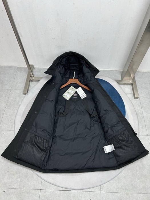 Yupoo Canada Goose winter black fur hood Canada Goose down jacket hooded black fur trim parka Black 018