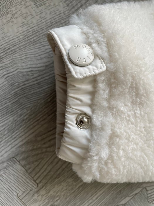 Clothing Escaut puffer jacket with fleece sleeves Beige