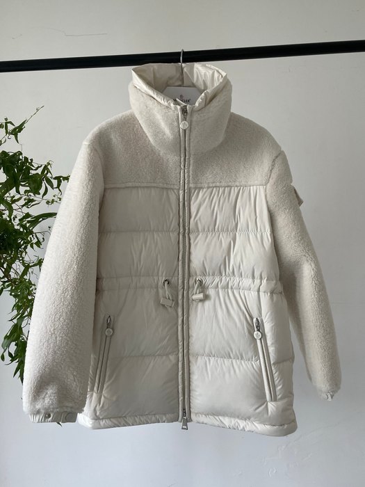 Clothing Escaut puffer jacket with fleece sleeves Beige