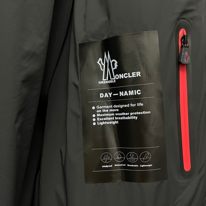 Clothing Moncler 001 5399D padded hooded jacket Black