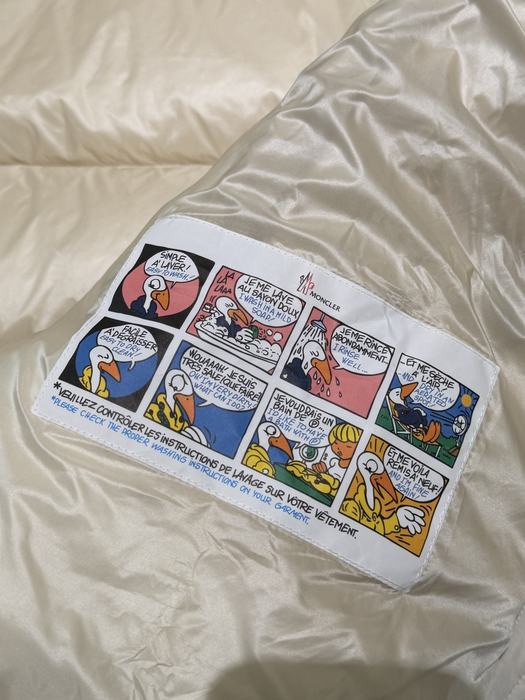 Clothing Moncler A line down jacket with fur collar Beige