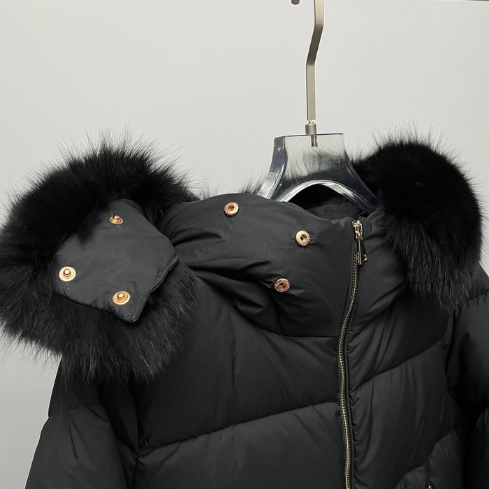 Clothing Moncler A line short down jacket with large fur collar Black