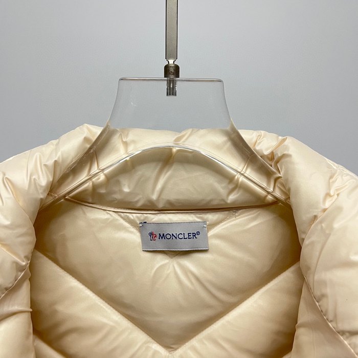 Clothing Moncler Beige 001
