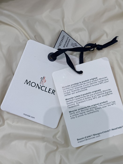 Clothing Moncler Beige 004