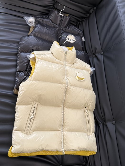 Clothing Moncler Beige 006