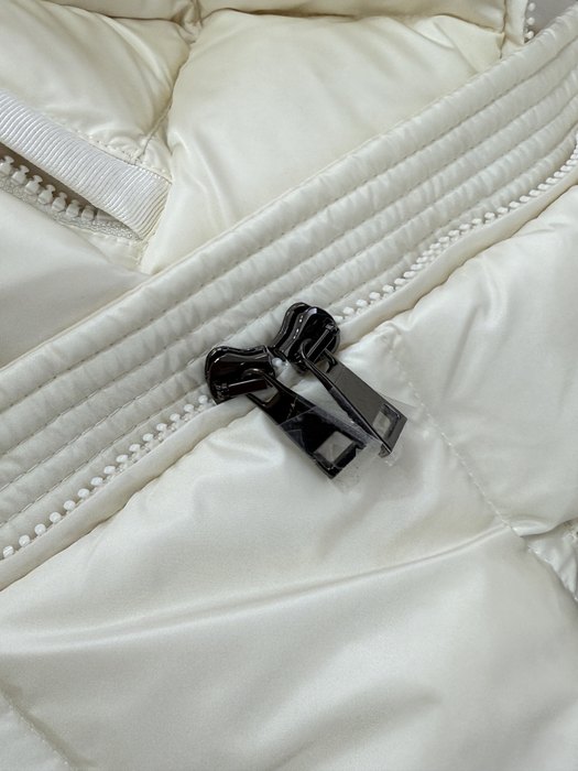 Clothing Moncler Beige 009