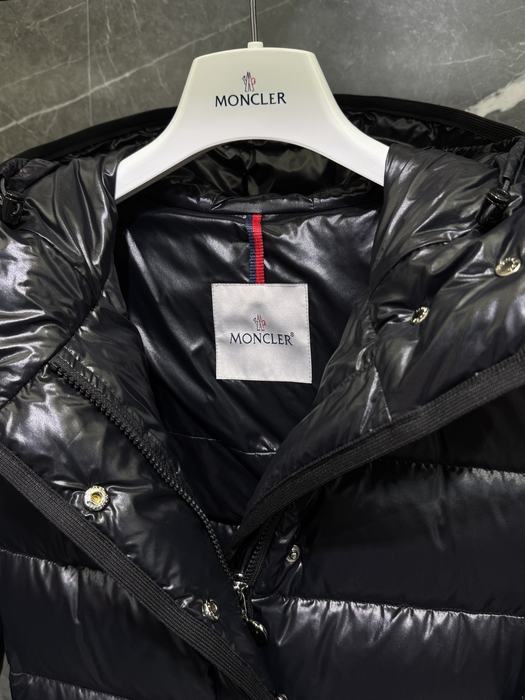 Clothing Moncler Black 017