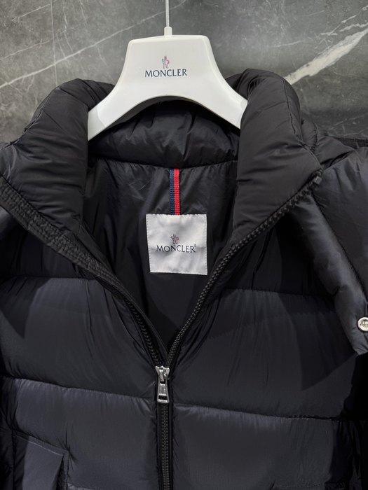 Clothing Moncler Black 019