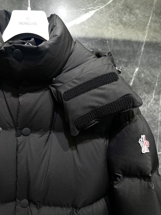 Clothing Moncler Black 021
