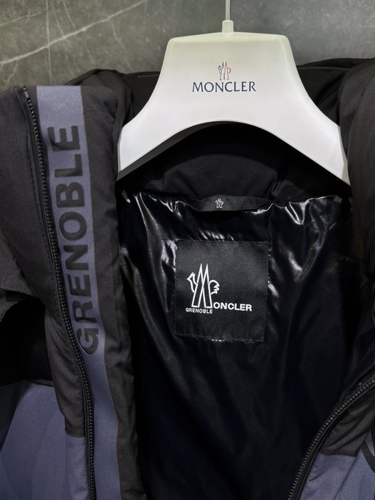 Clothing Moncler Black 022