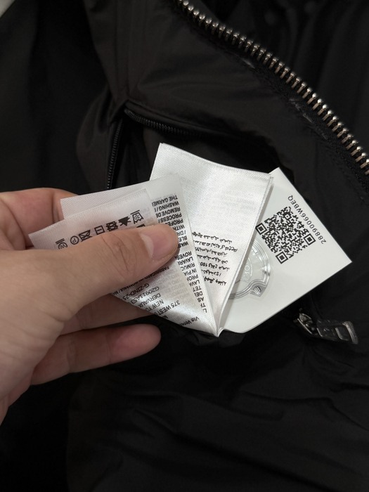 Clothing Moncler Black 023